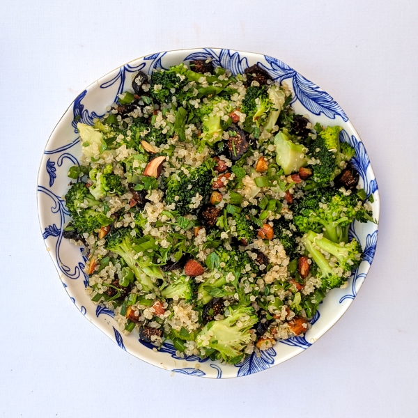 Broccoli + Quinoa Mac and Cheese Recipe - Simply Quinoa